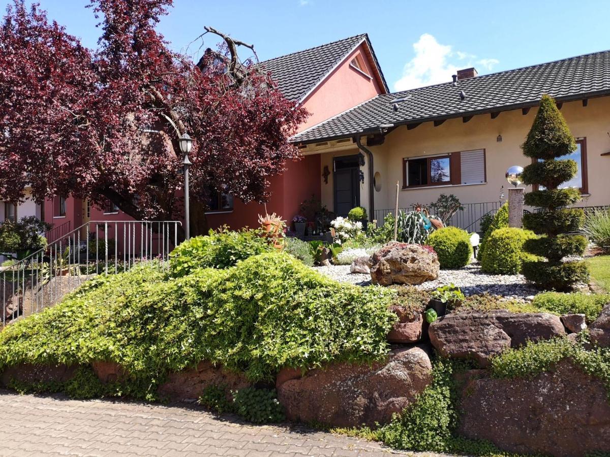 Ferienwohnungen Maintal Karlstadt Exterior photo